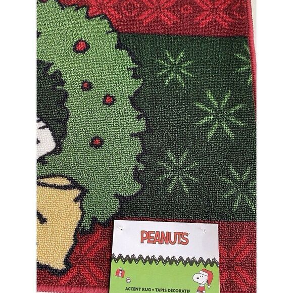 Peanuts Snoopy Christmas Wreath 18 x 30" Accent Rug Mat Holiday NEW - Picture 7 of 11